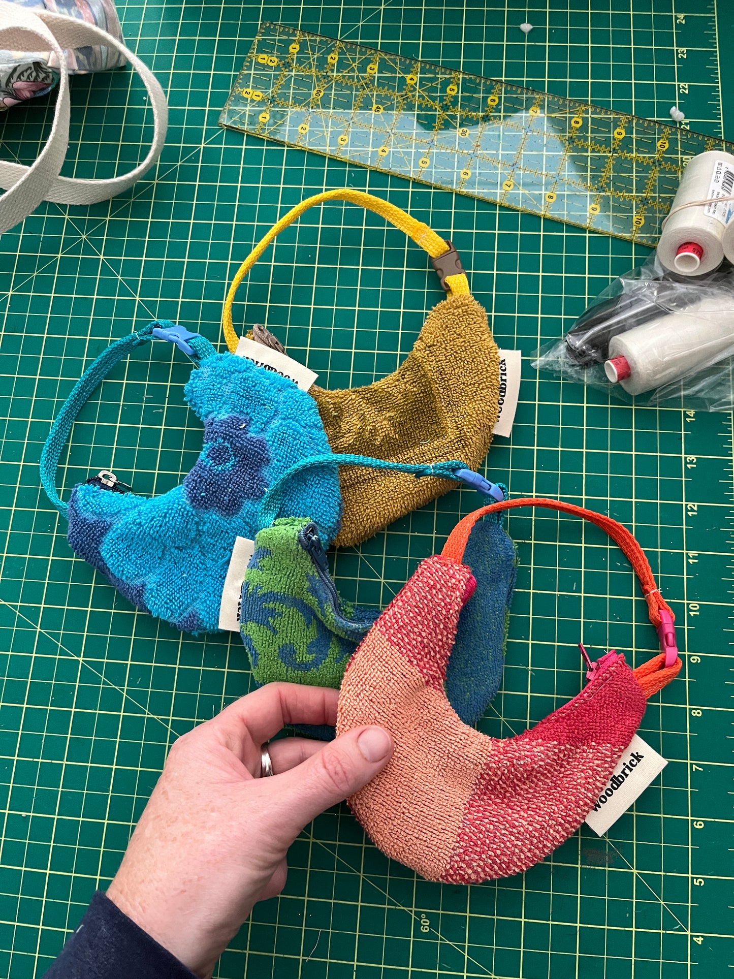 Micro crescent