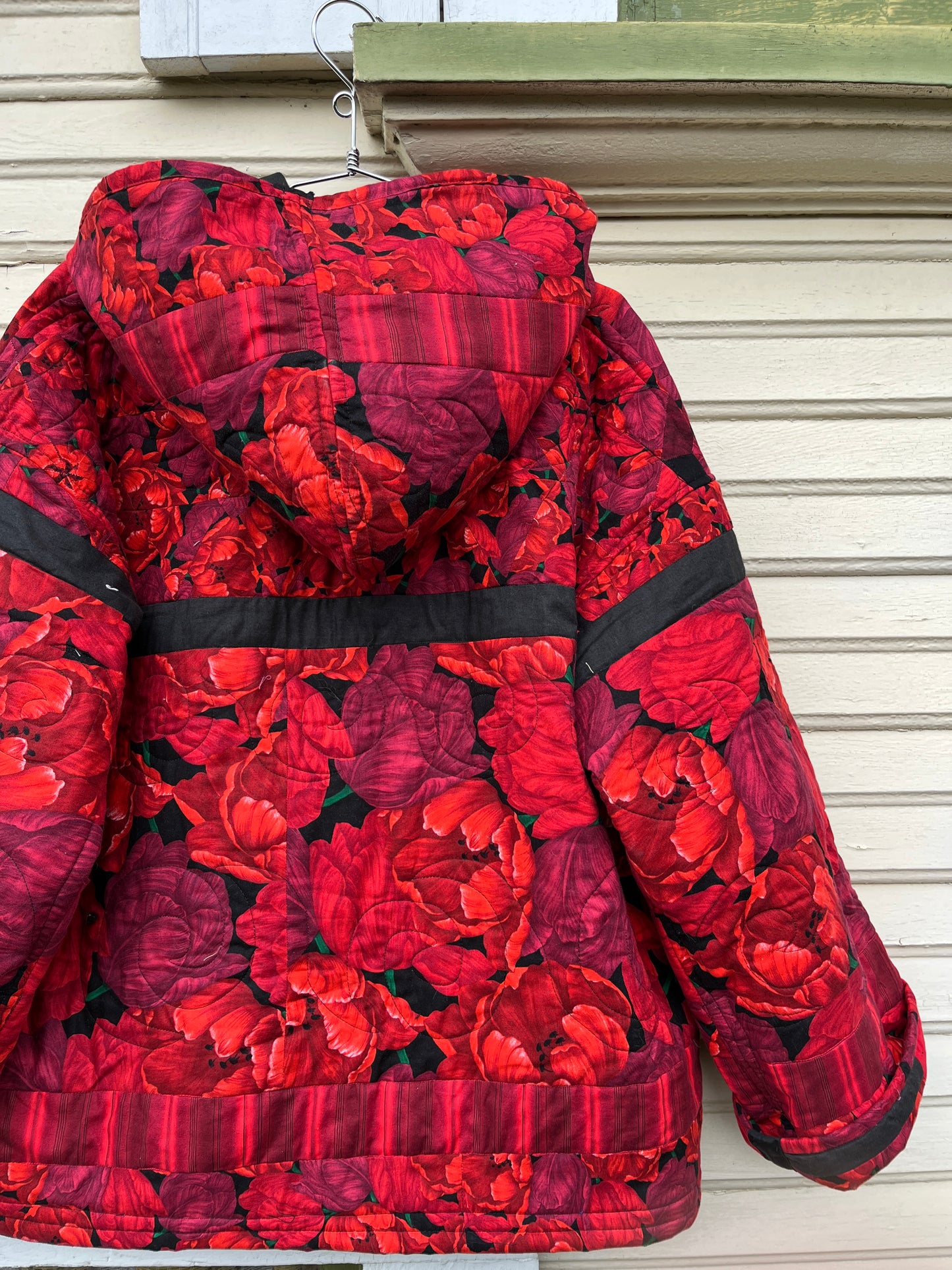 "To Grandmother's House" Hooded Quilt Coat - XL