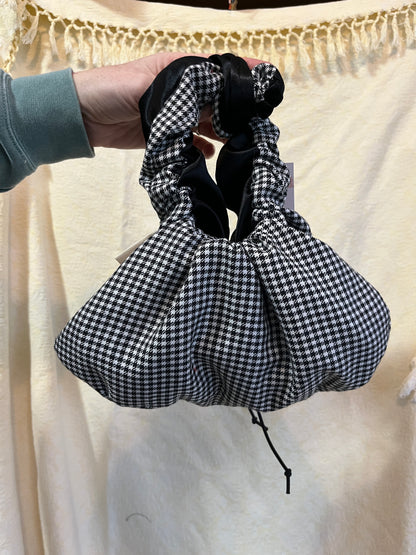 “Black sesame” Dumpling Bag