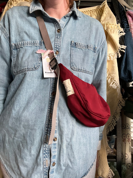 “Pinot splash” miniCrescent Bag