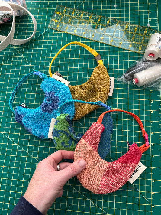 Micro crescent