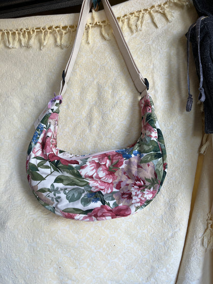“Rose garden” Classic Crescent Bag