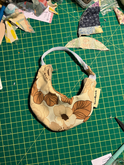 Micro crescent