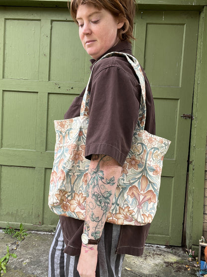 "Golden Lillies" Casey's Tote