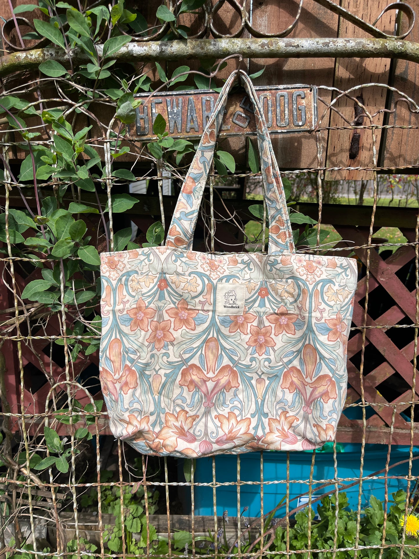 "Golden Lillies" Casey's Tote