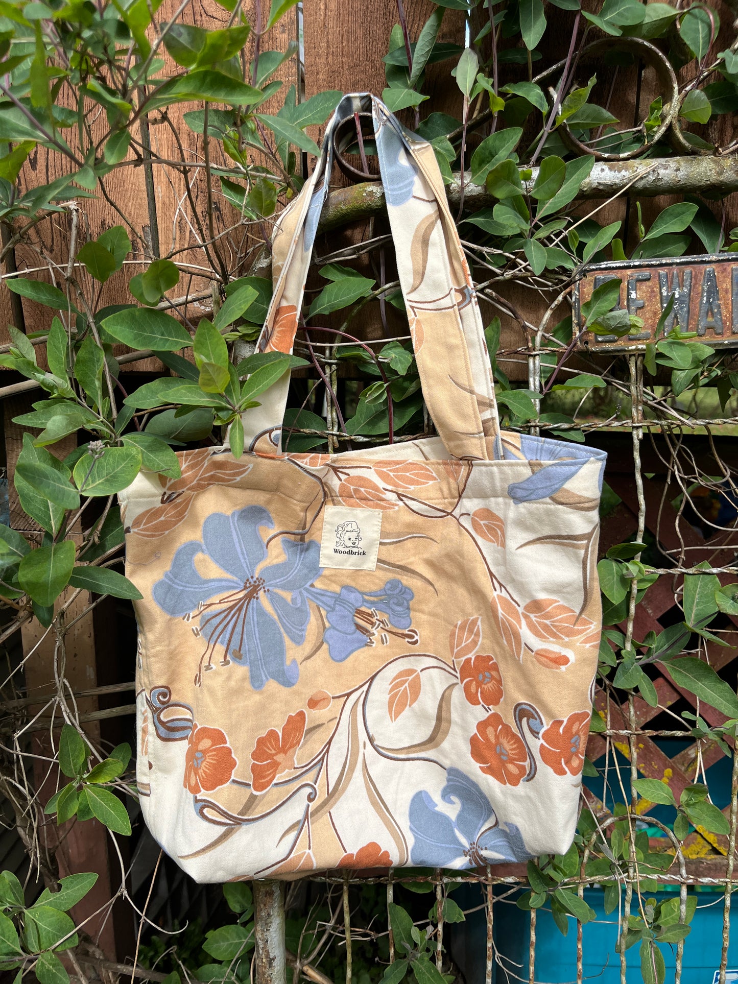 "Hibiscus" Casey's Tote