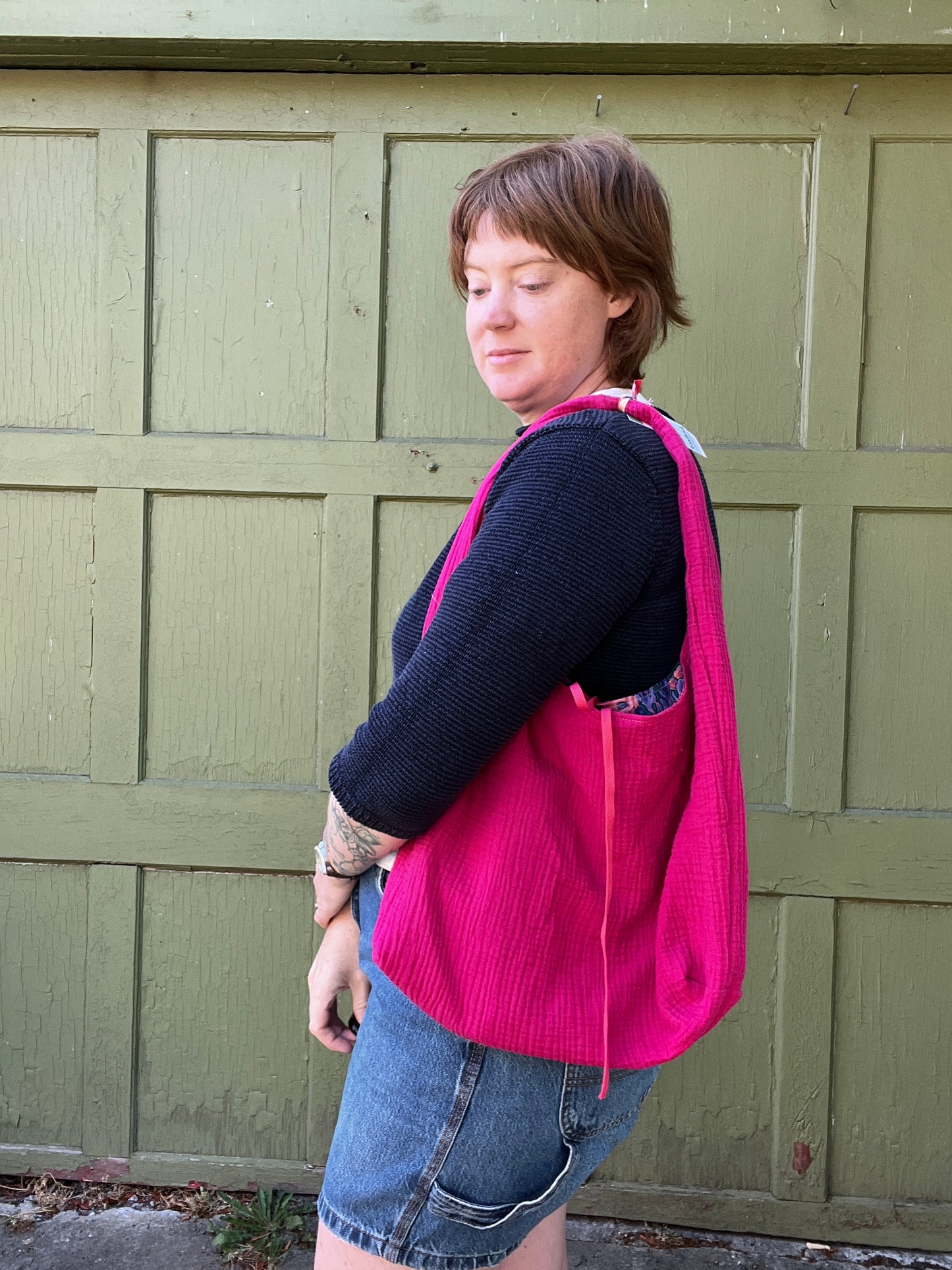 "Magenta" Double Gauze Large Slouchy Tote