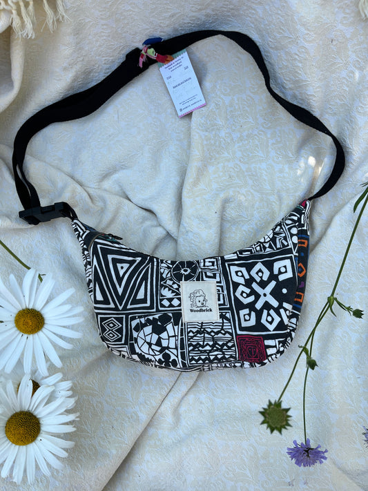 "Jenny Kee" Vintage Sidekick Crescent Bag
