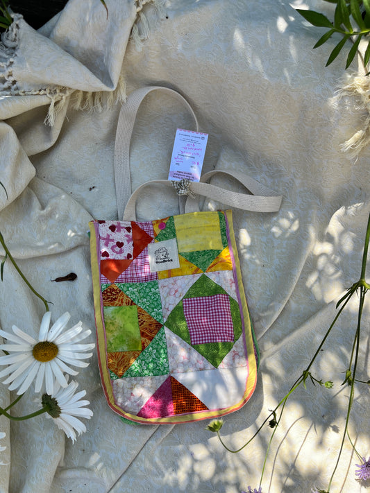 "Heatwave" Lulu-style upcycled quilt shopping bag