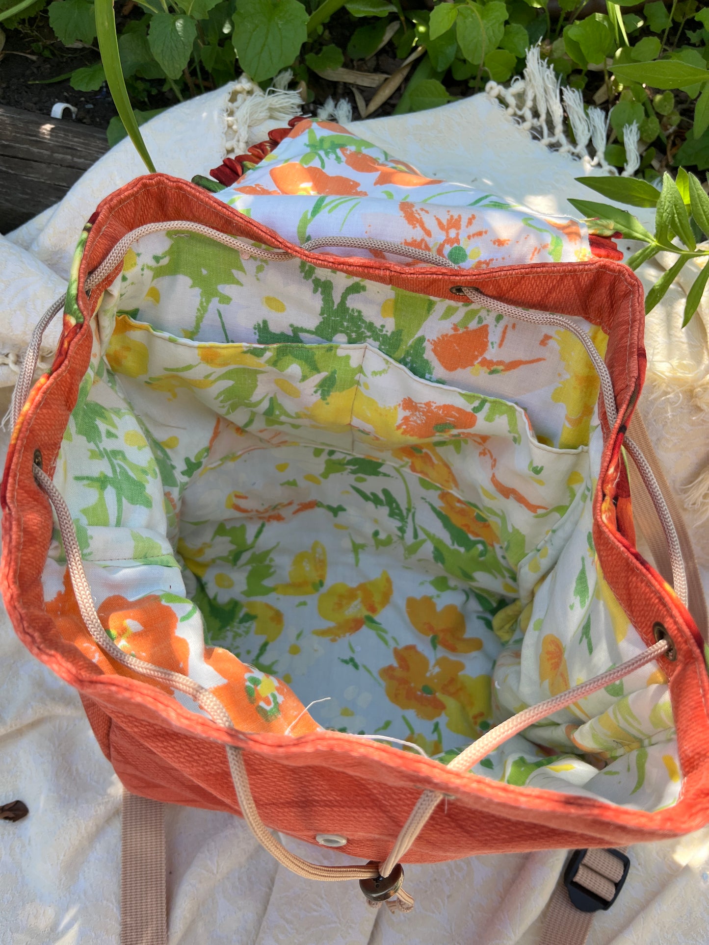 "Apples to Oranges"Exterior upholstery Drawstring Backpack