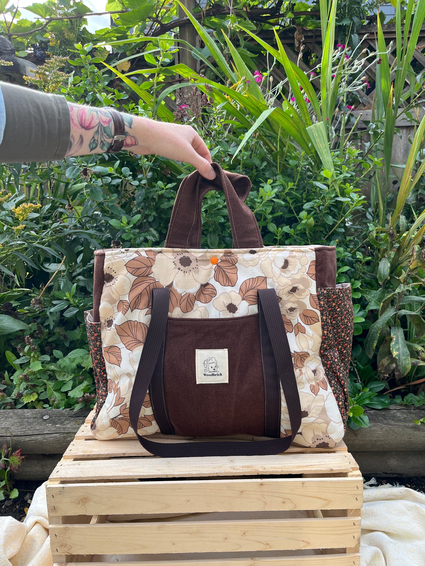 "Dogwood Branch" Sam’s Tote Bag