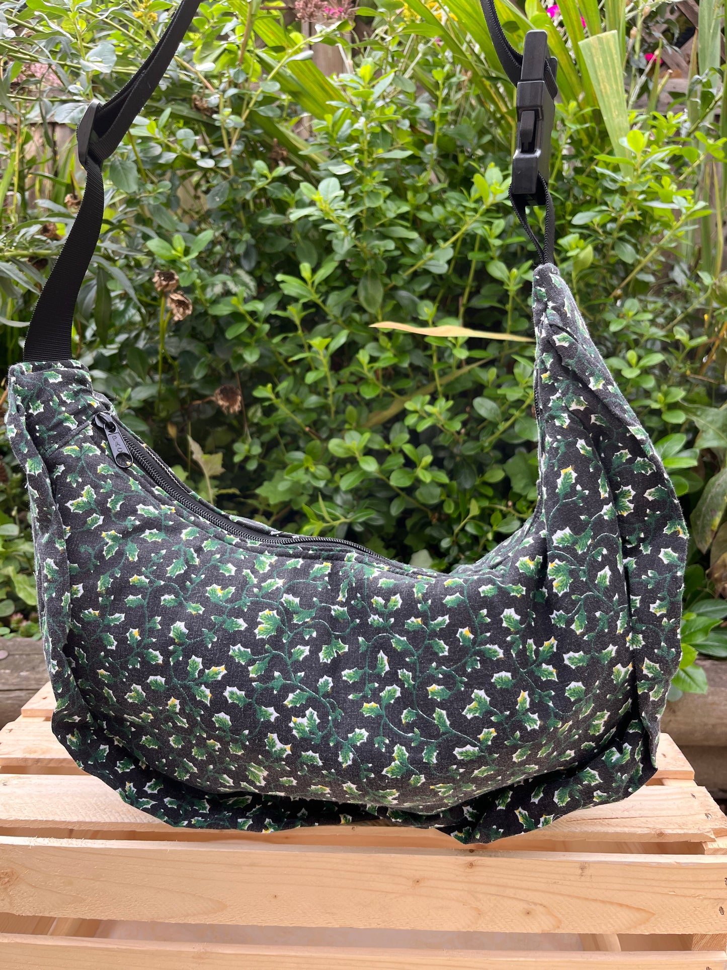 “Night garden” Classic Crescent Bag
