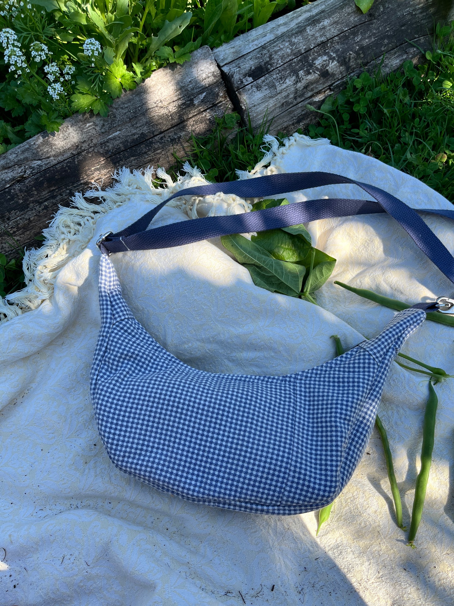 "Beach Picnic" Sidekick Crescent Bag