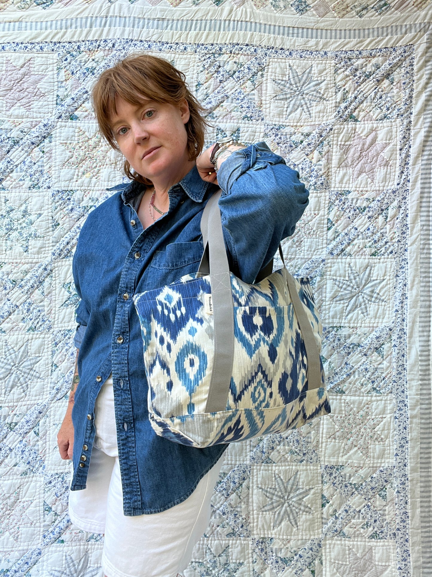 "Shades of Blue" Gloat n' Tote