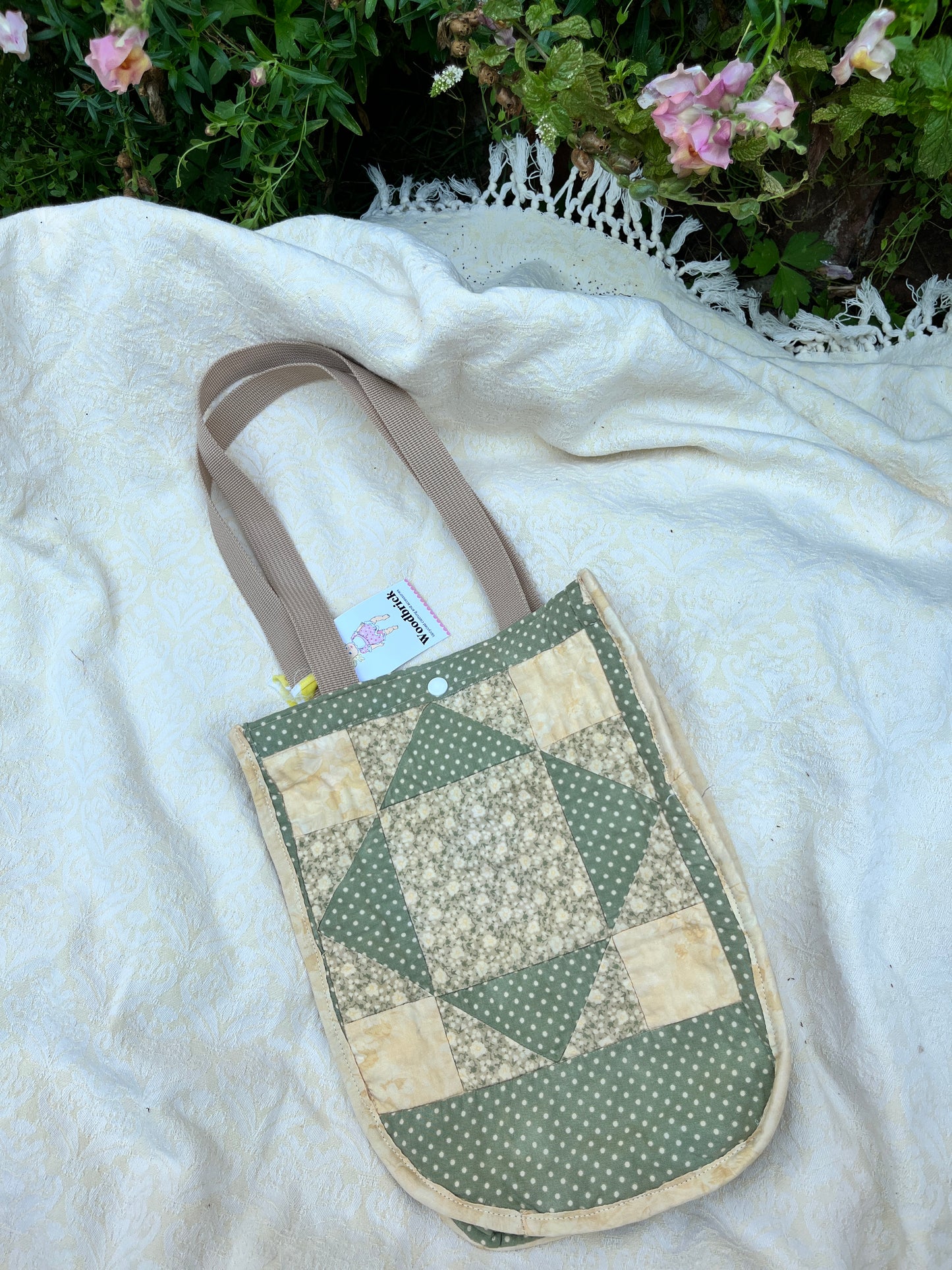 "Butter Mom" Lulu-style upcycled quilt shopping bag