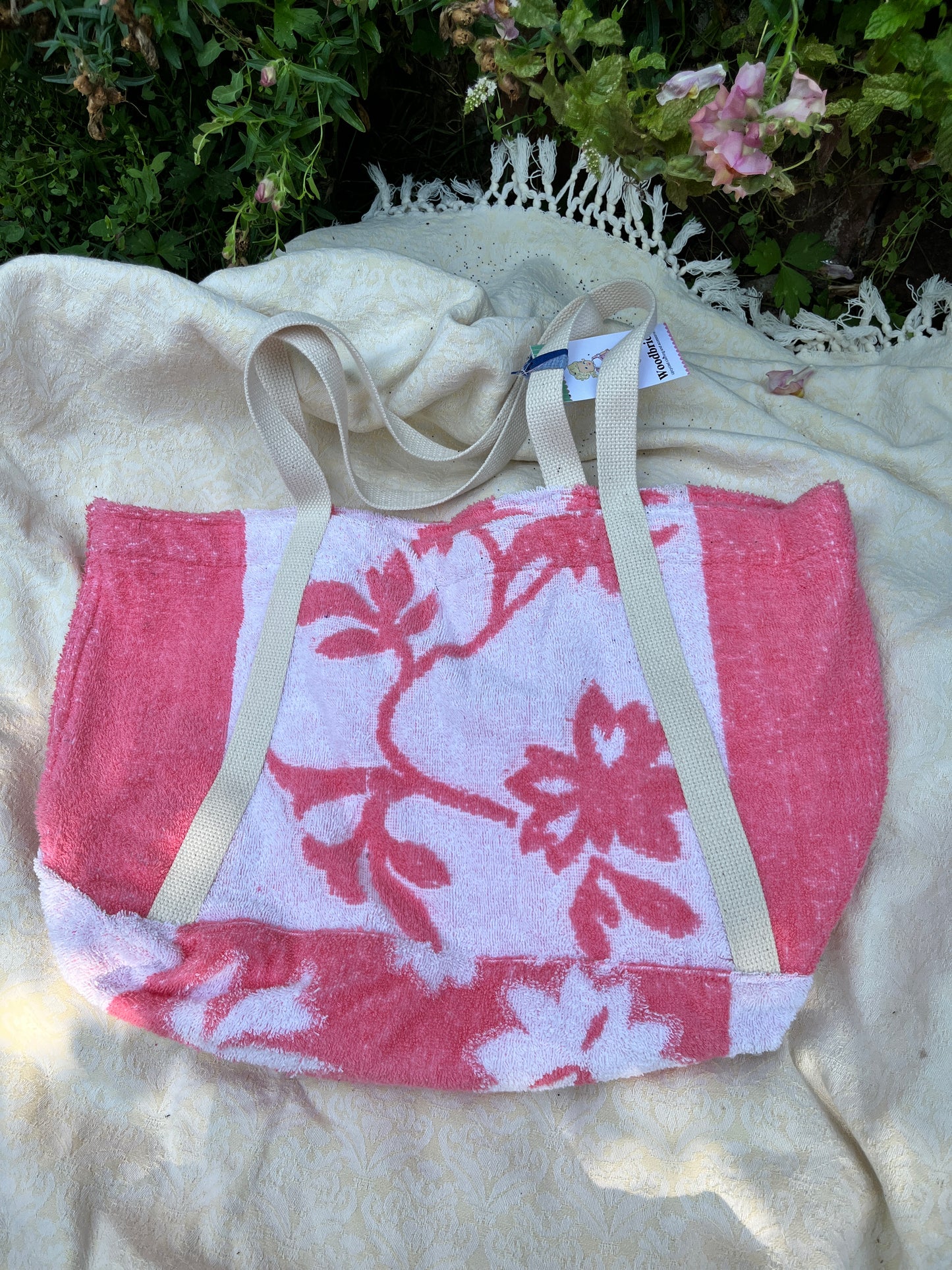 "Toweling Off" Gloat n' Tote