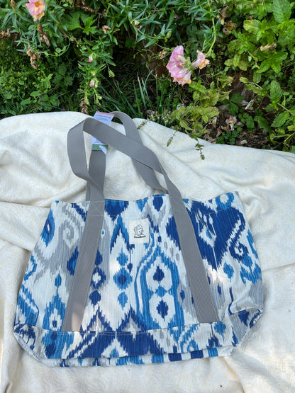 "Shades of Blue" Gloat n' Tote