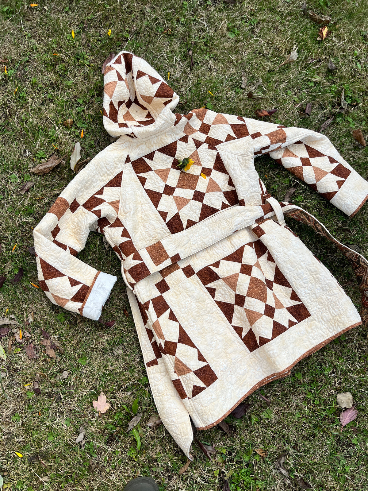 "Victoria Fog" Raglan Sleeve Upcycled Quilt Coat - L