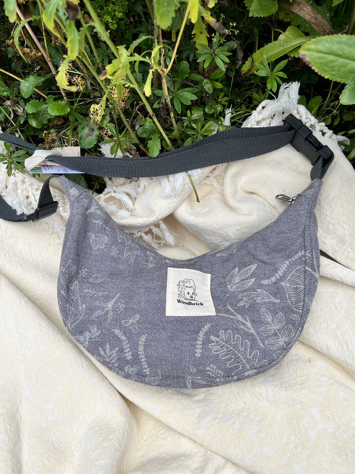 "Heavy Dew" Sidekick Crescent Bag
