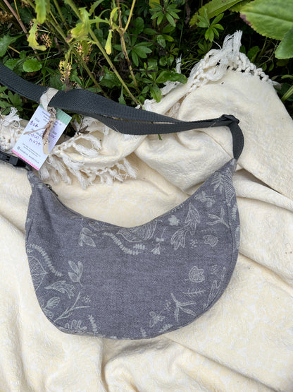 "Heavy Dew" Sidekick Crescent Bag
