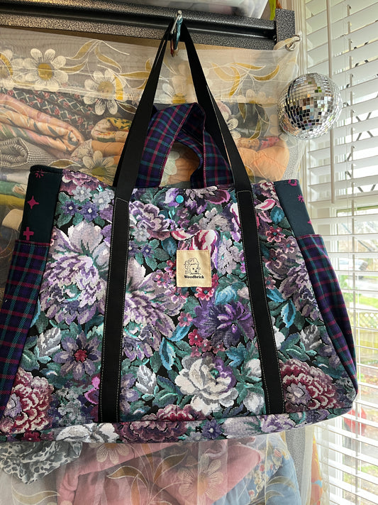 "Lingering Frost" Sam’s Tote Bag