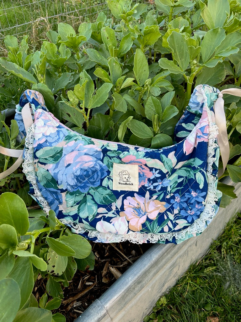 "Blue Rose Briar" Classic Crescent Bag